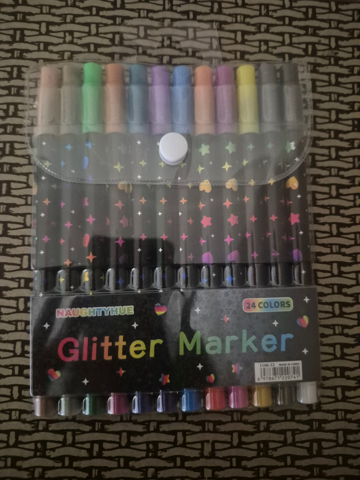 Glitter markers